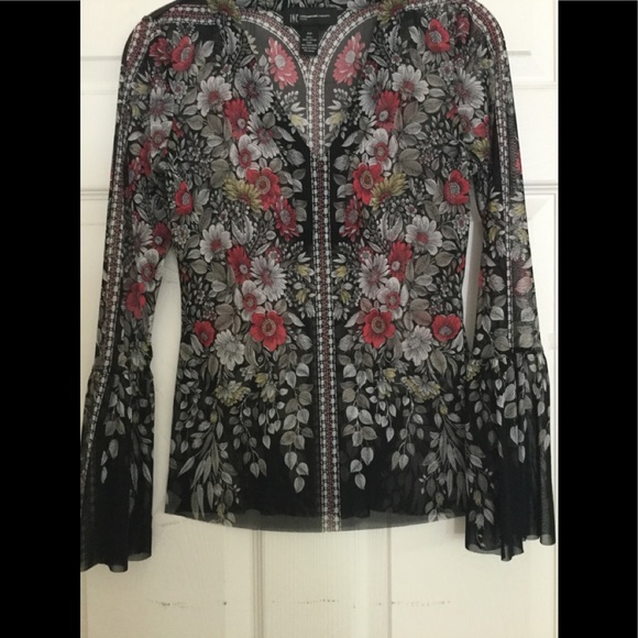 Top - Picture 2 of 2